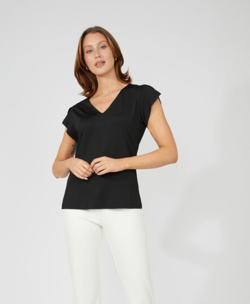 Frank Lyman V-Neck Top