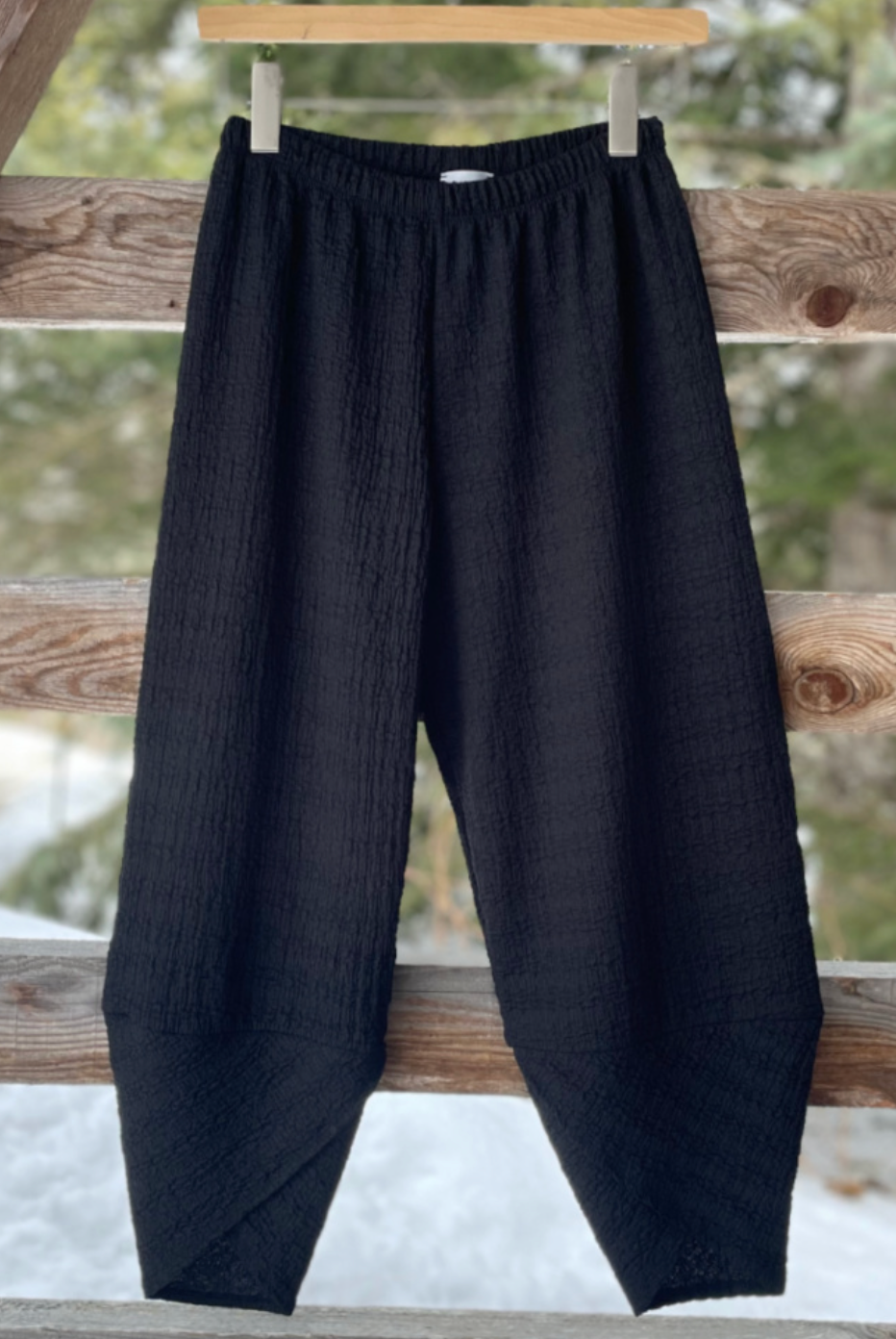 Inoah Wide Leg Waffle Capri Pants