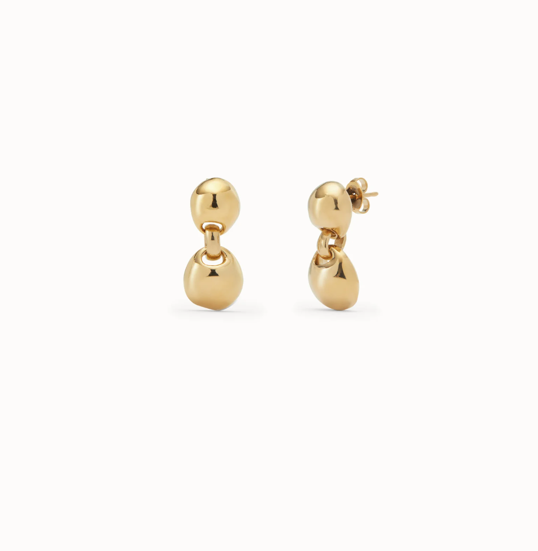 UNO DE 50 Ser Intrepida Drop Gold earrings with two beads