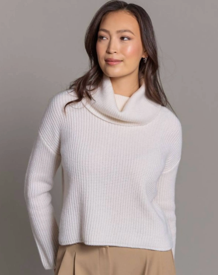 Alashan 100% Cashmere Greer Shaker Turtleneck Sweater