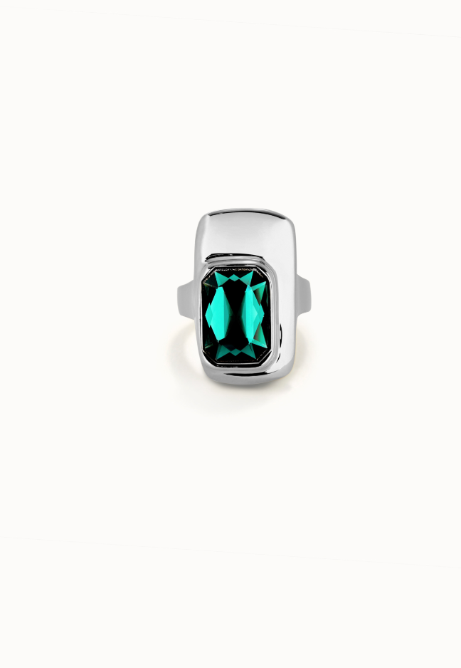 UNO de 50 Ring with green crystal