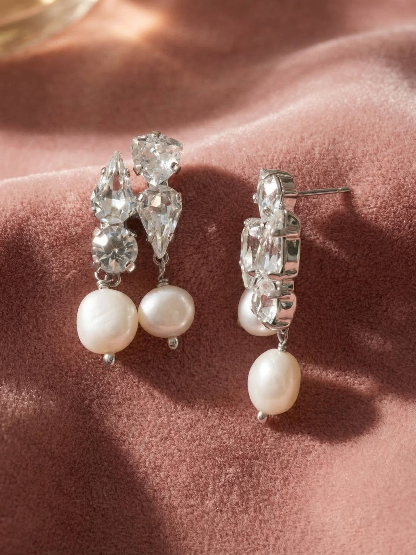 Sorrelli - Charlotte Dangle Earrings - EGJ5PDMDP
