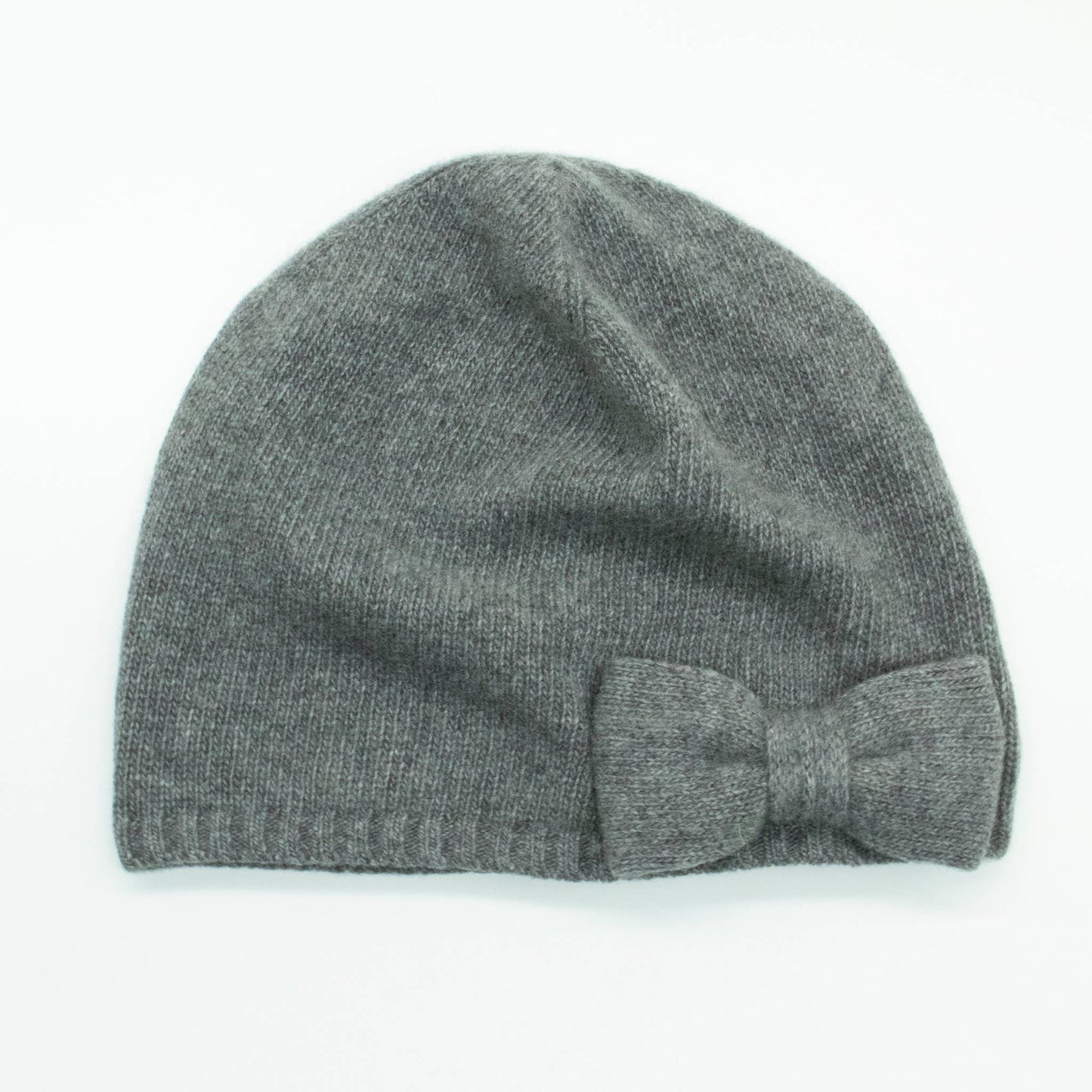 Cashmere beanie with bow
