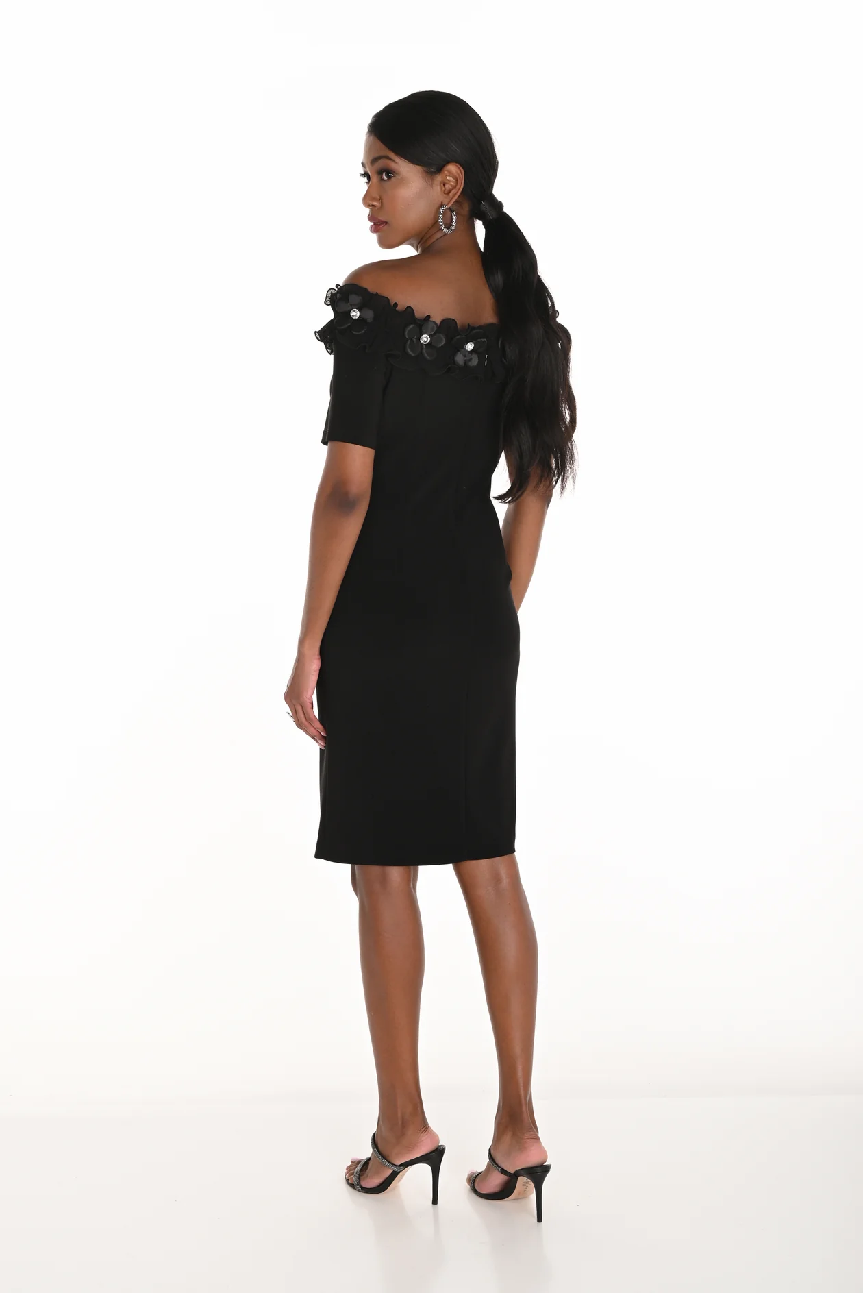 Frank Lyman OFF-SHOULDER DRESS