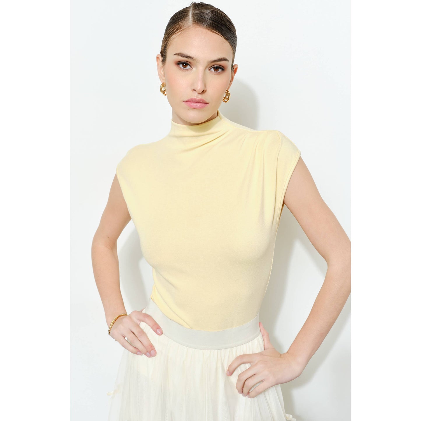 INA - Classic Mock Neck Sleeveless Knit Top