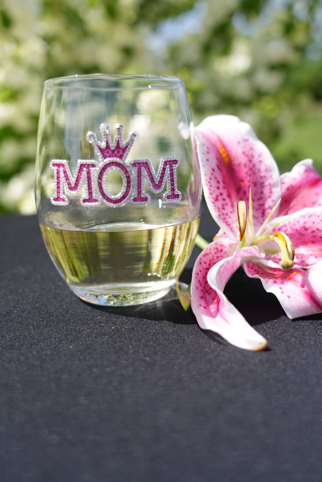 The Queens' Jewels® - Mom Stemless Wine Glass