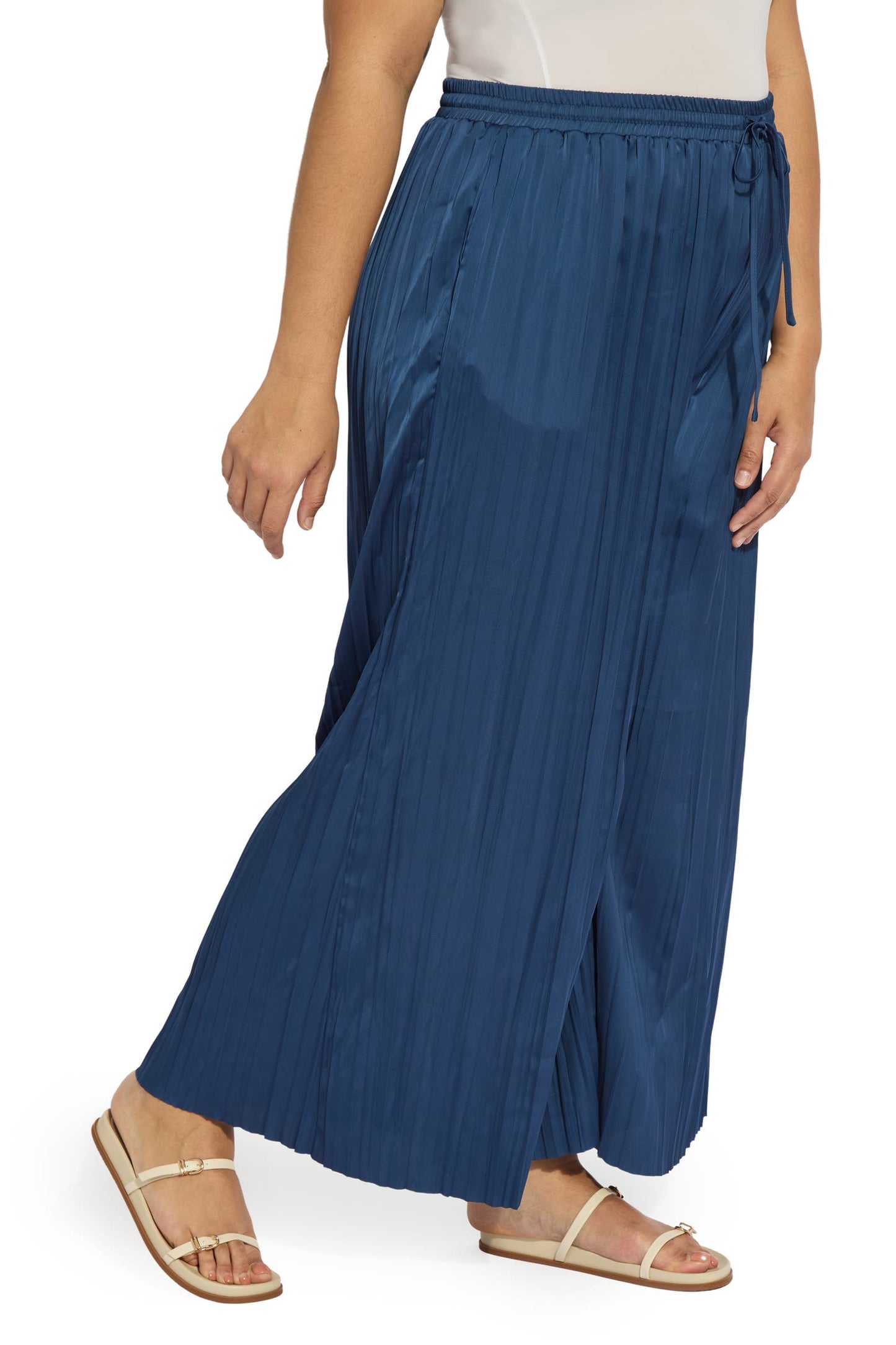 LYSSE Packable Pleated Wide Leg Satin Pants