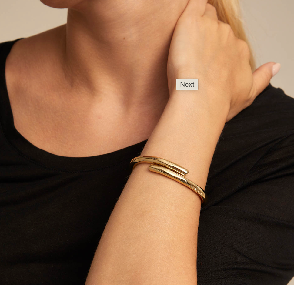 UNO DE 50 Meeting Point Gold Tubular shaped bangle bracelet