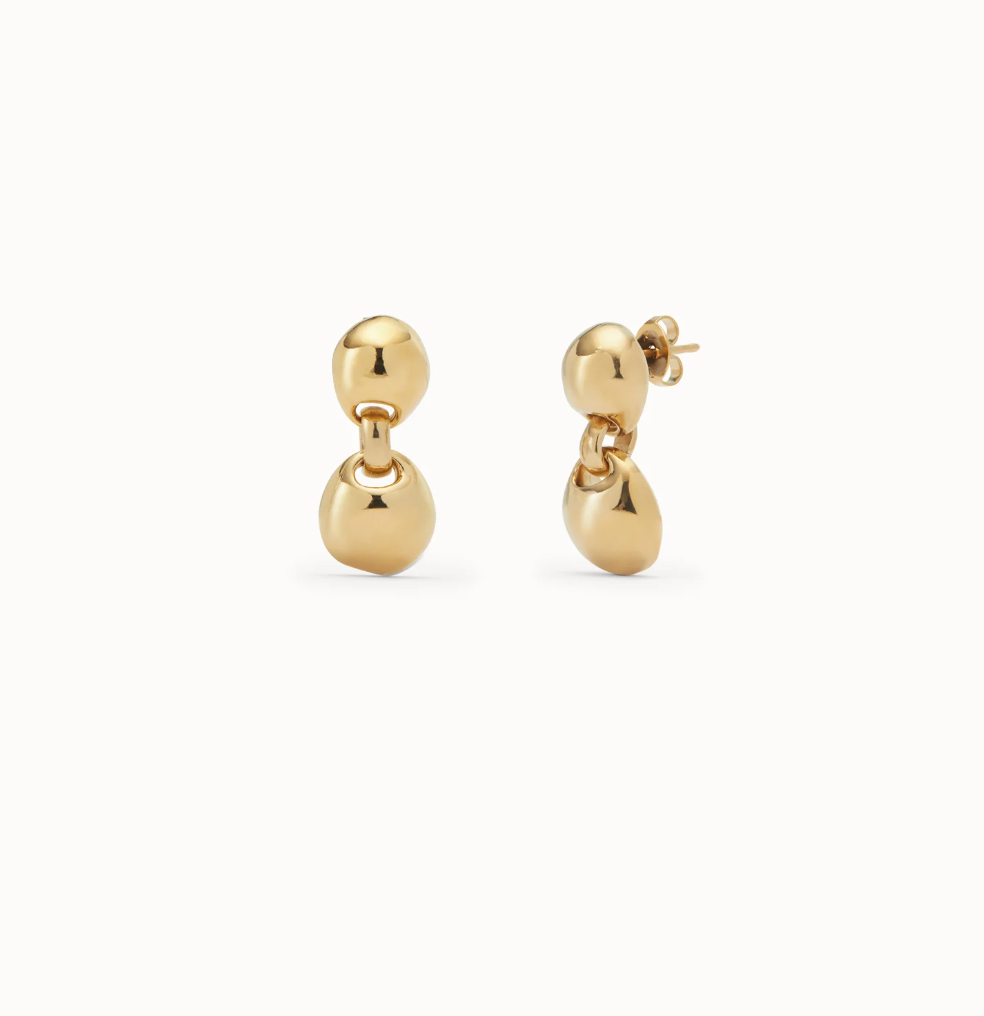 UNO DE 50 Ser Intrepida Drop Gold earrings with two beads