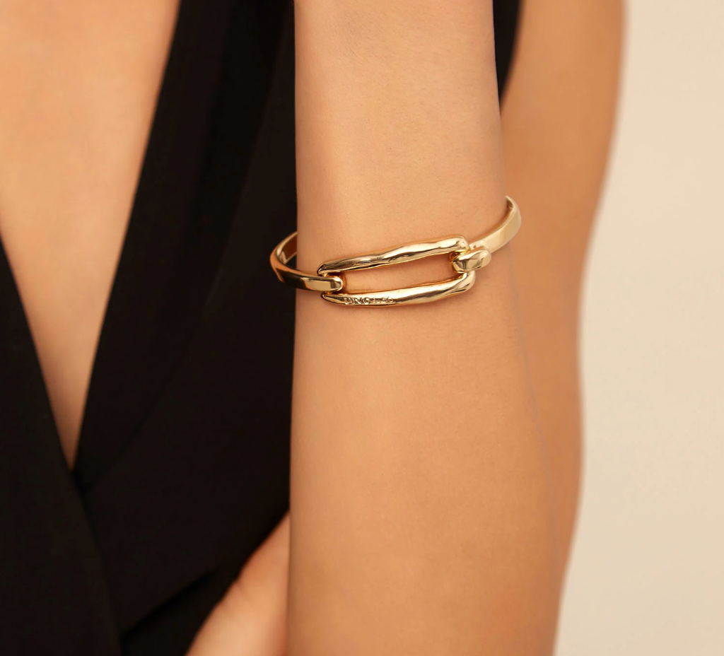 UNO DE 50 Amarrado Bangle bracelet with buckle