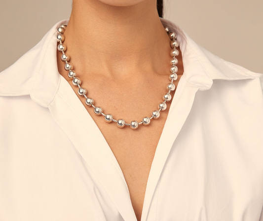 UNO DE 50 COPITO DE NIEVE Silver Short beaded necklace with padlock
