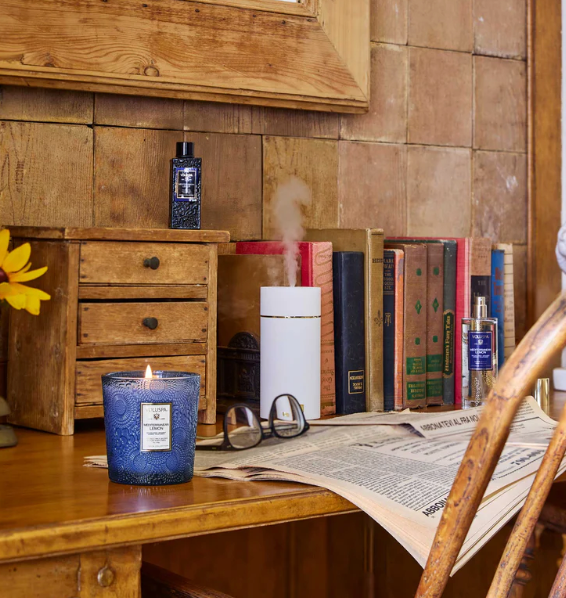 VOLUSPA Mediterranean Lemon Classic Candle