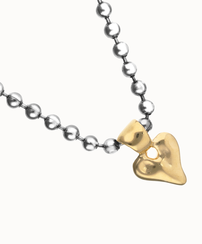 UNO de 50 Bead necklace with heart detail