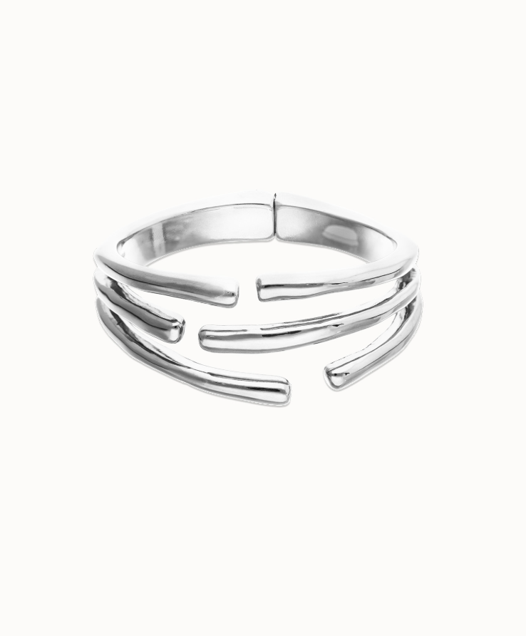 UNO de 50 Bangle bracelet with multiple intertwined organic shapes