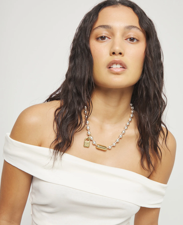 UNO DE 50 Snowflake Bead necklace with contrasting accents