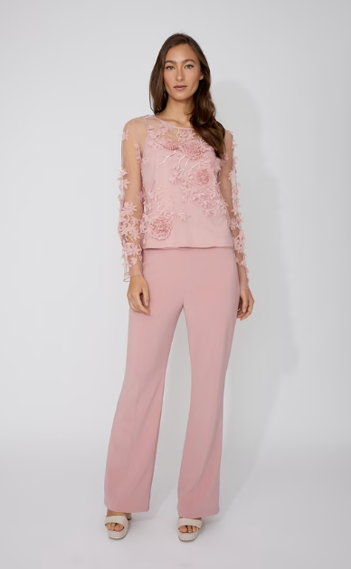 Frank Lyman Floral Embroidered Pullover Style