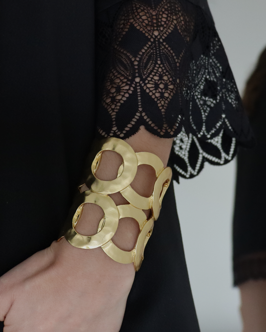 KARINE SULTAN - Intertwined Rings Cuff Bracelet - 24K Gold Plated