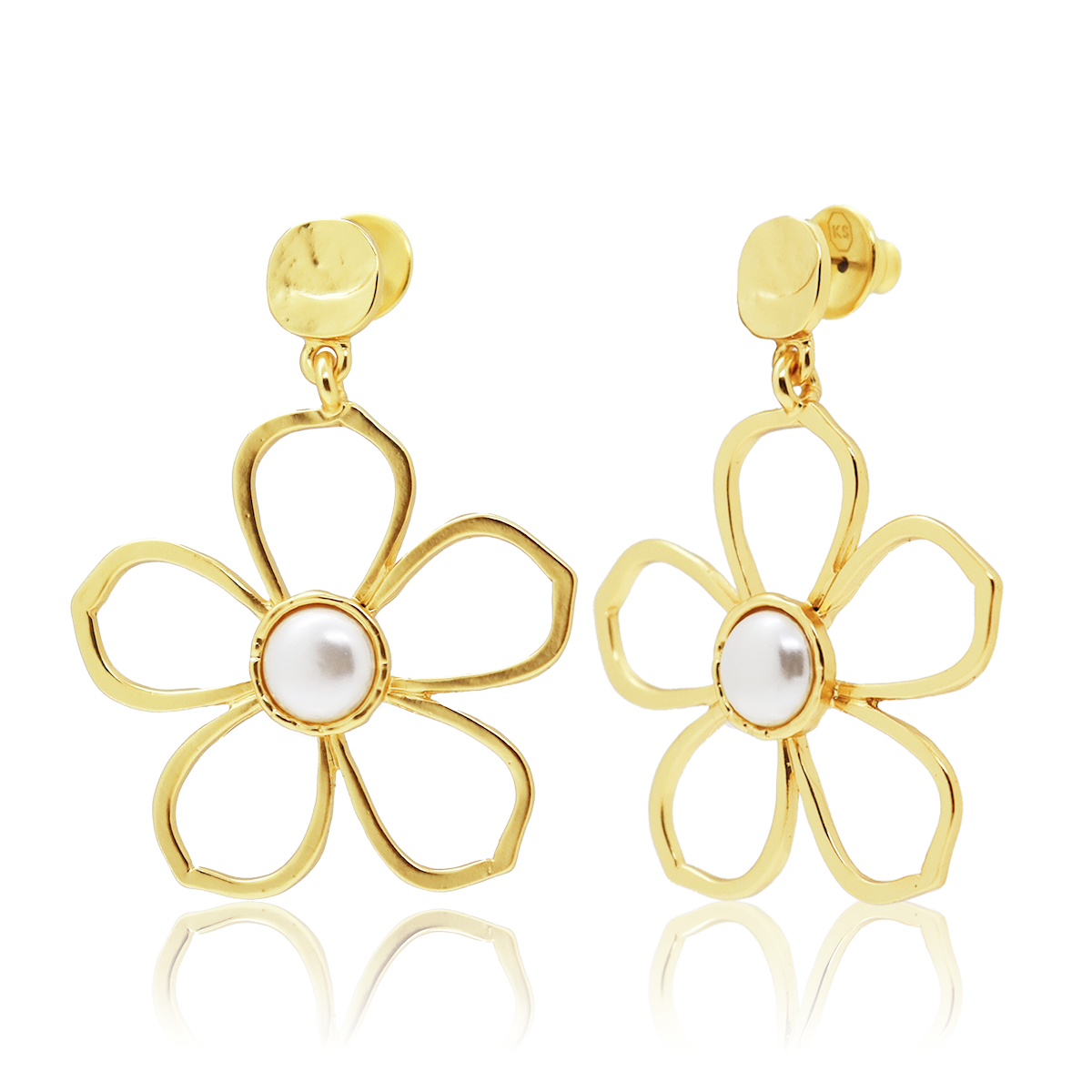 KARINE SULTAN - Flower and Pearl Stud Earrings - 24K Gold Plated