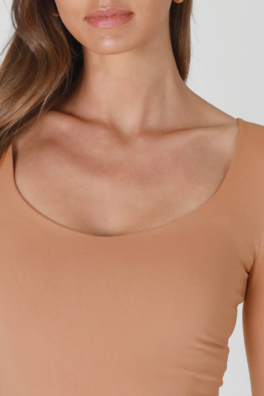 NIKIBIKI  Clean Line Sweetheart L/S Top